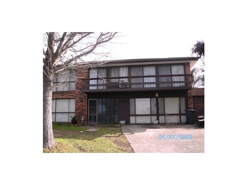 143 Harrow Road, Glenfield NSW 2167