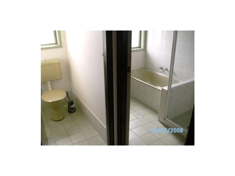 143 Harrow Road, Glenfield NSW 2167