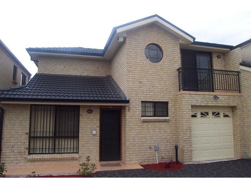 2/13-15 Fields Road, Macquarie Fields NSW 2564