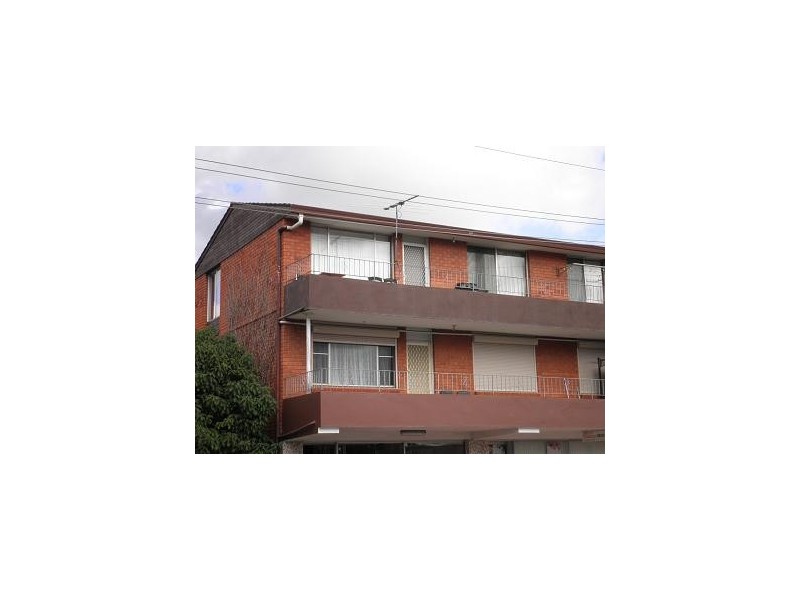 2/1-9 Trafalgar Street, Glenfield NSW 2167