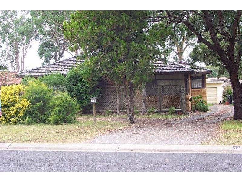 42 Alice Street, Macquarie Fields NSW 2564