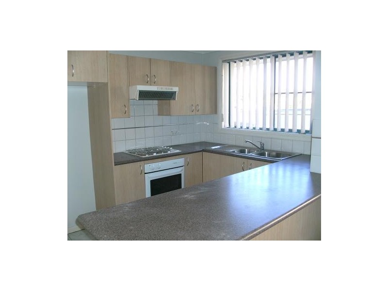 8/6 Plum Close, Casula NSW 2170