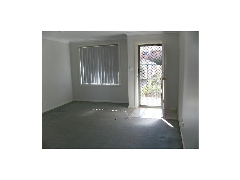 8/6 Plum Close, Casula NSW 2170