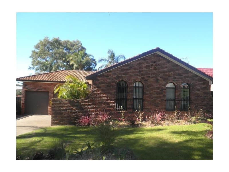 52 Harrow Road, Glenfield NSW 2167