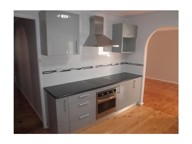 52 Harrow Road, Glenfield NSW 2167