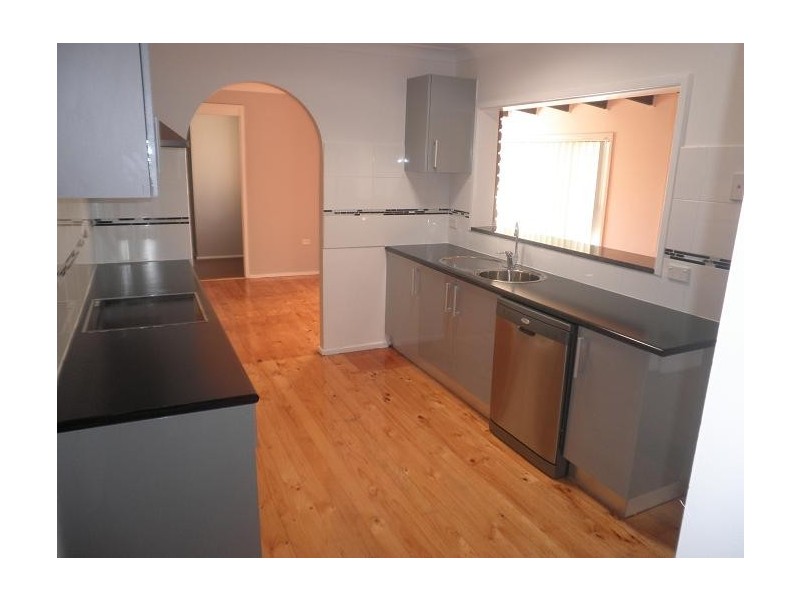 52 Harrow Road, Glenfield NSW 2167