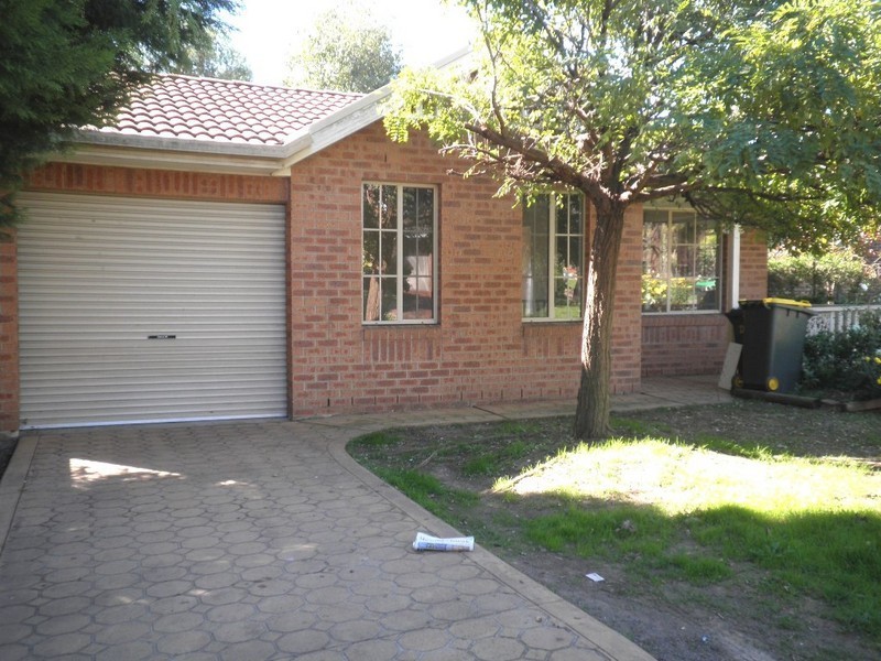 22 Buttercup Street, Macquarie Fields NSW 2564