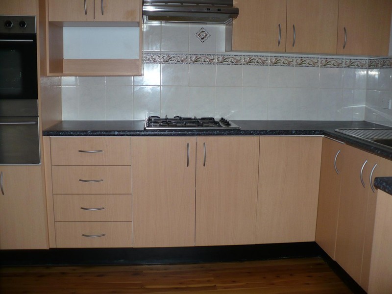 16 Clover Place, Macquarie Fields NSW 2564