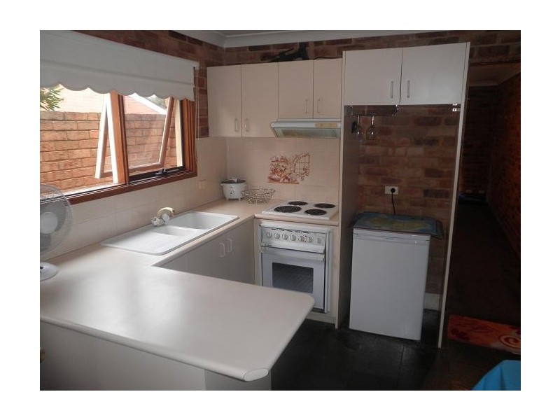 2a Apple Place, Macquarie Fields NSW 2564
