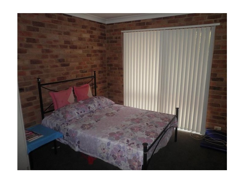2a Apple Place, Macquarie Fields NSW 2564