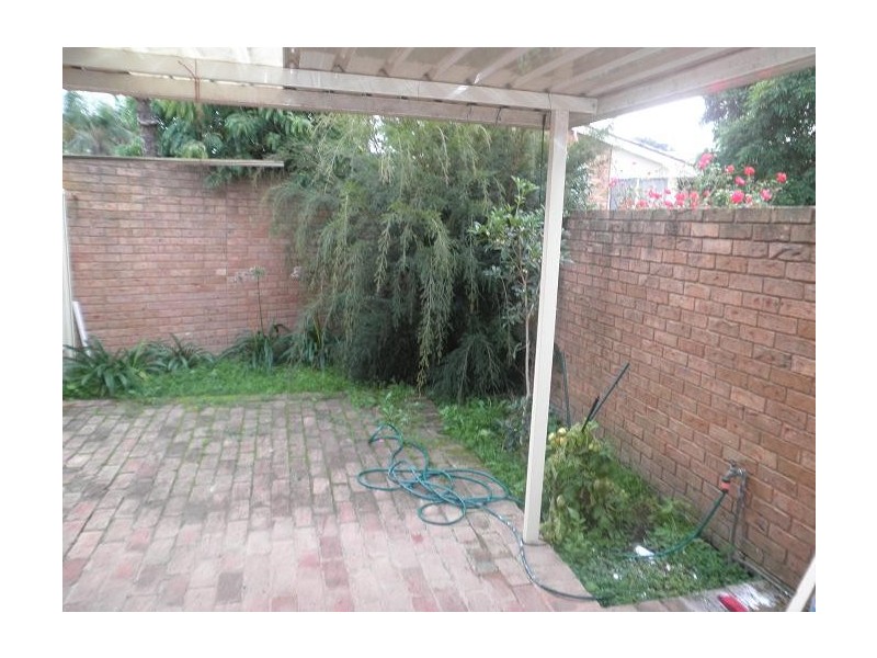 2a Apple Place, Macquarie Fields NSW 2564