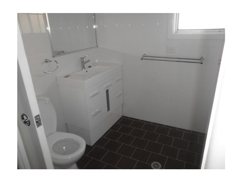 123 Parliament Road, Macquarie Fields NSW 2564