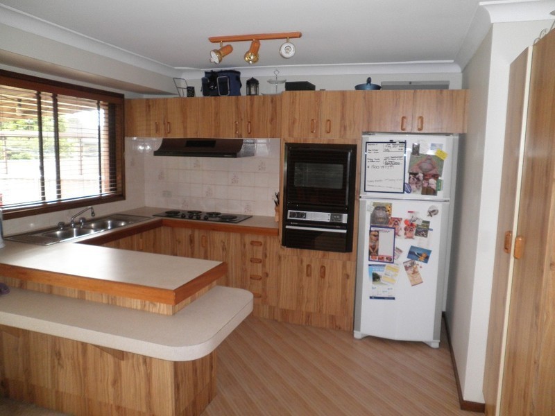 3 Salter Avenue, Minto NSW 2566