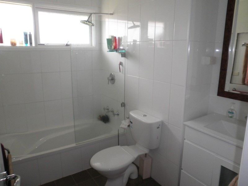 47 Campbellfield Avenue, Bradbury NSW 2560