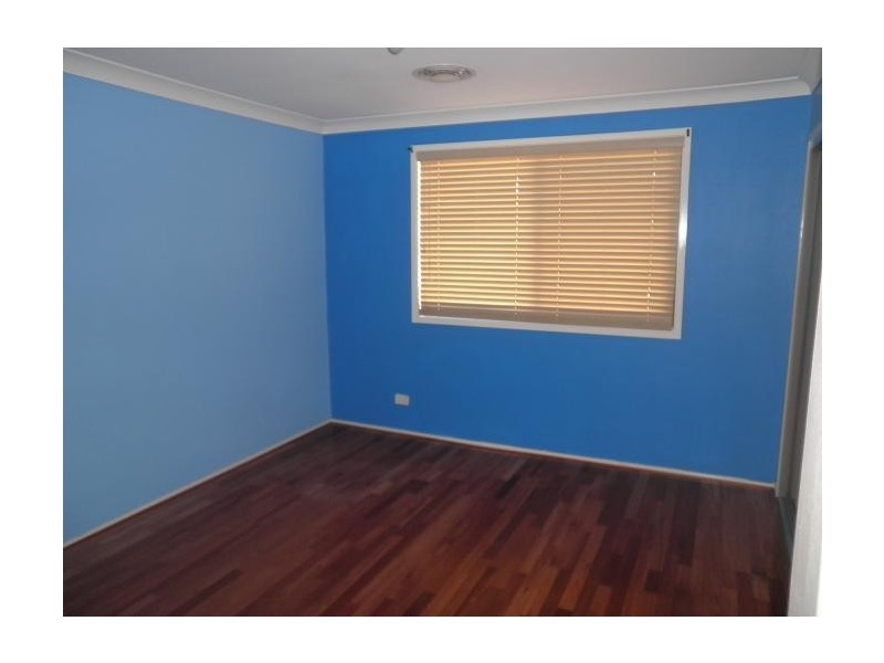 9 Turner Place, Casula NSW 2170