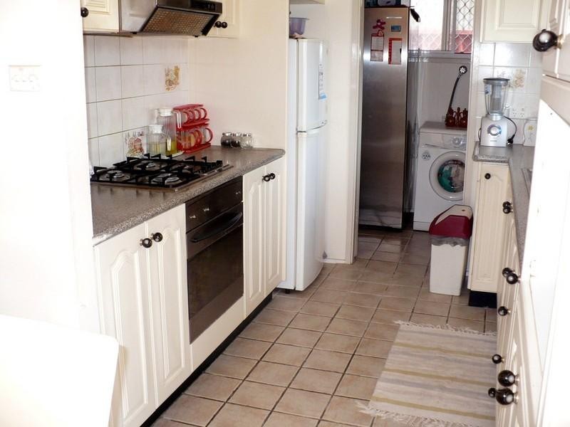 42 Gentian Avenue, Macquarie Fields NSW 2564