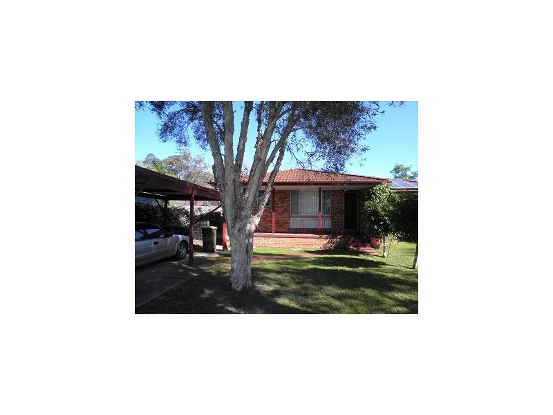 63 Evelyn Street, Macquarie Fields NSW 2564