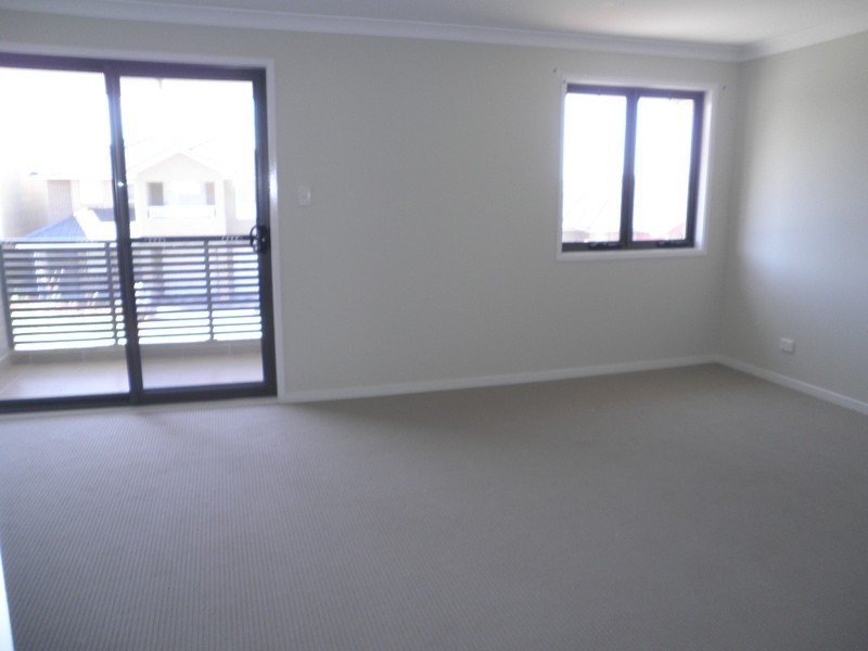 7 Istana Street, Campbelltown NSW 2560