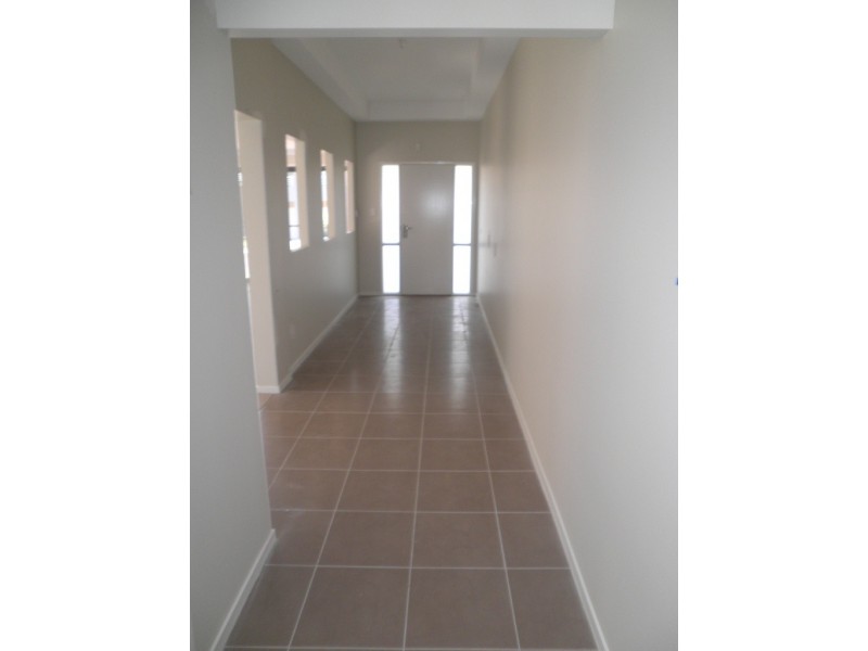 7 Istana Street, Campbelltown NSW 2560