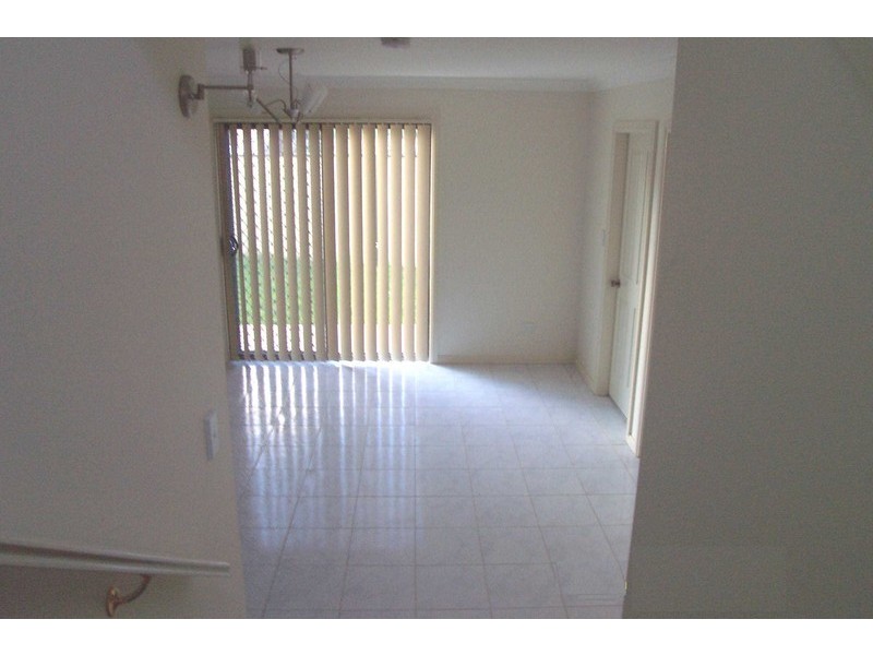 3/13-15 Fields Road, Macquarie Fields NSW 2564