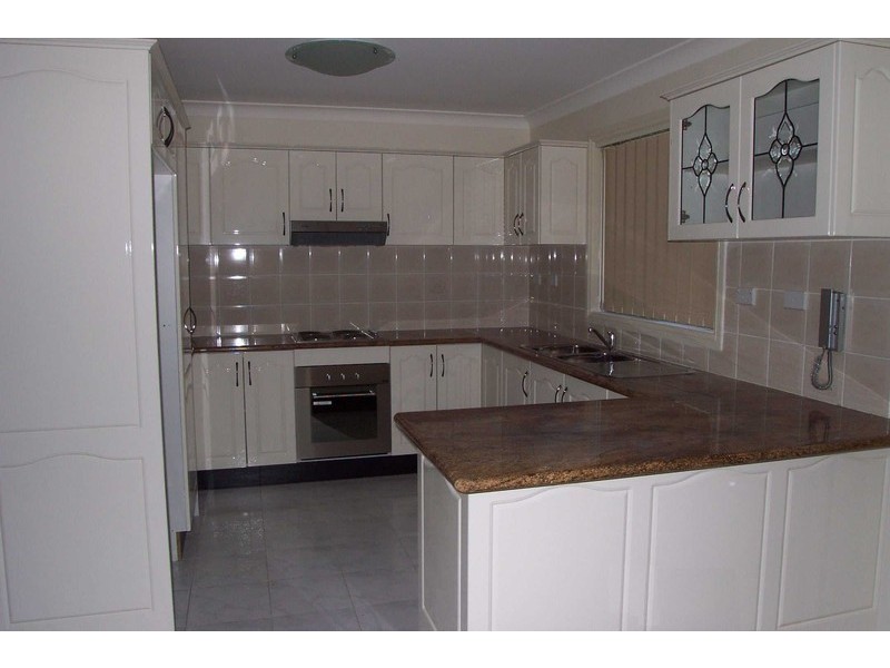 3/13-15 Fields Road, Macquarie Fields NSW 2564