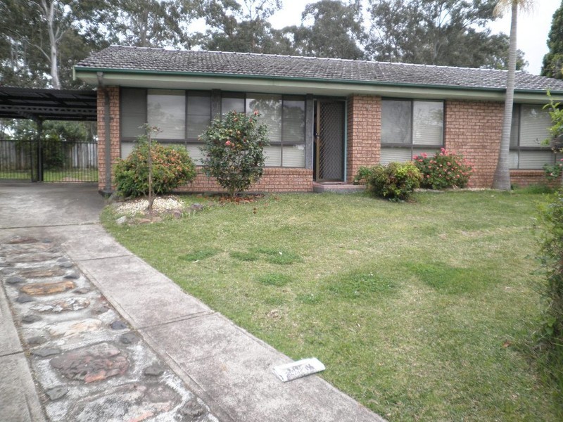 3 Crinum Place, Macquarie Fields NSW 2564