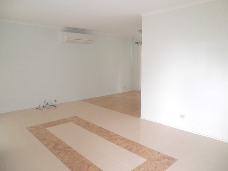 3 Crinum Place, Macquarie Fields NSW 2564