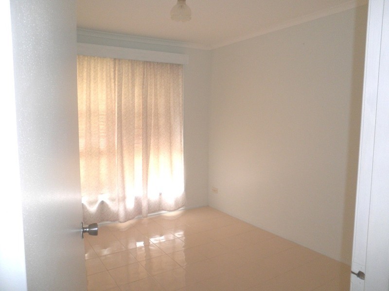 3 Crinum Place, Macquarie Fields NSW 2564