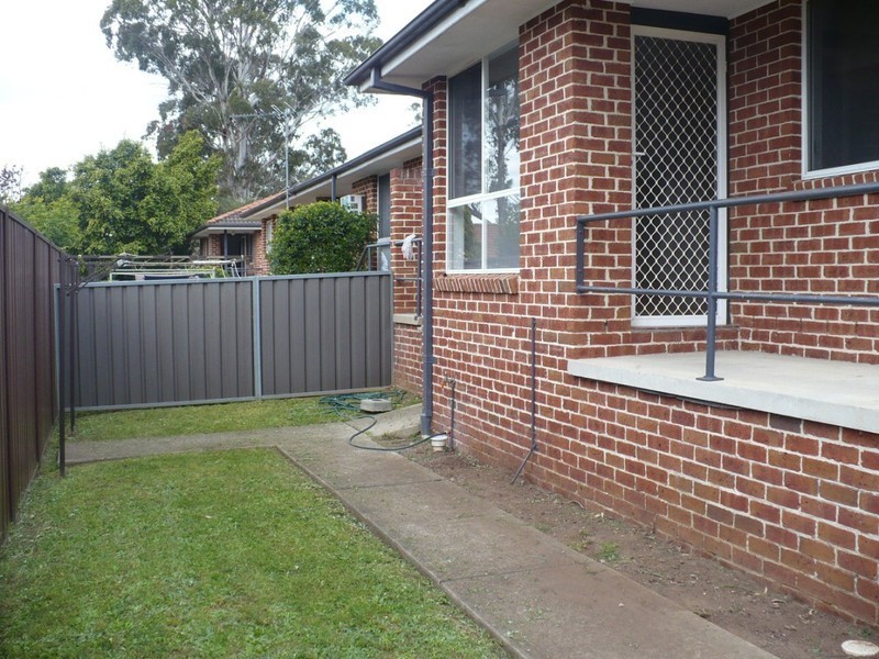 4/25 Gertrude Street, Ingleburn NSW 2565