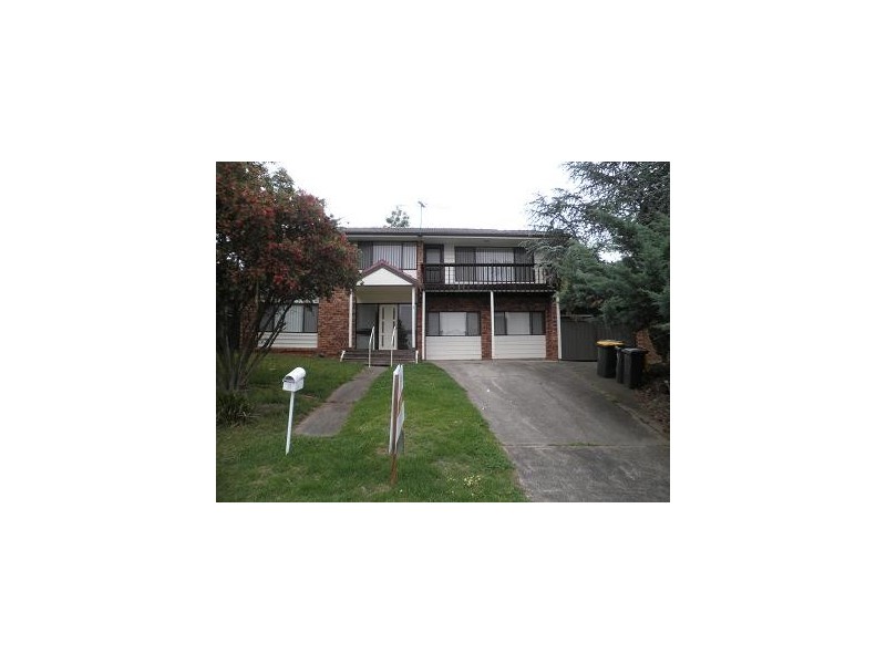 2 Grebe Street, Ingleburn NSW 2565