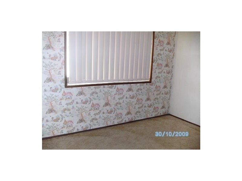 182 Harrow Road, Glenfield NSW 2167