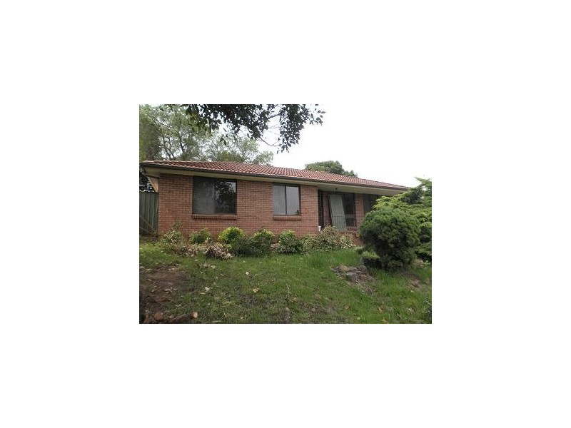 4 Barnes Street, Minto NSW 2566