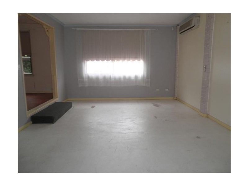 147 Waminda Avenue, Campbelltown NSW 2560