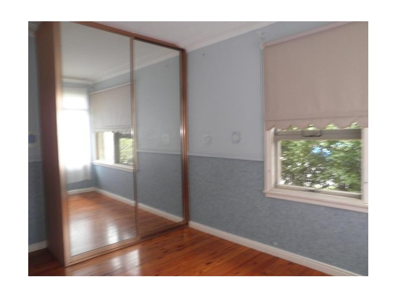 147 Waminda Avenue, Campbelltown NSW 2560