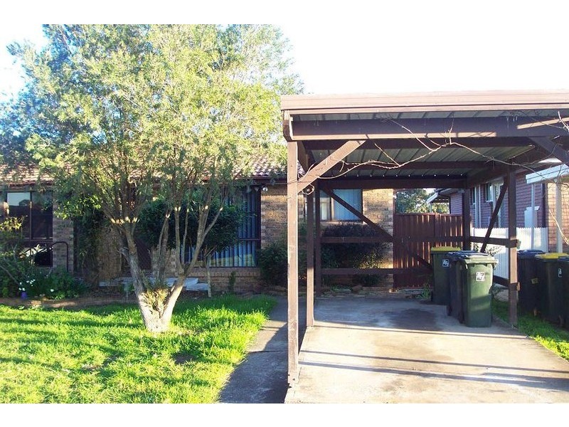 69 Evelyn Street, Macquarie Fields NSW 2564