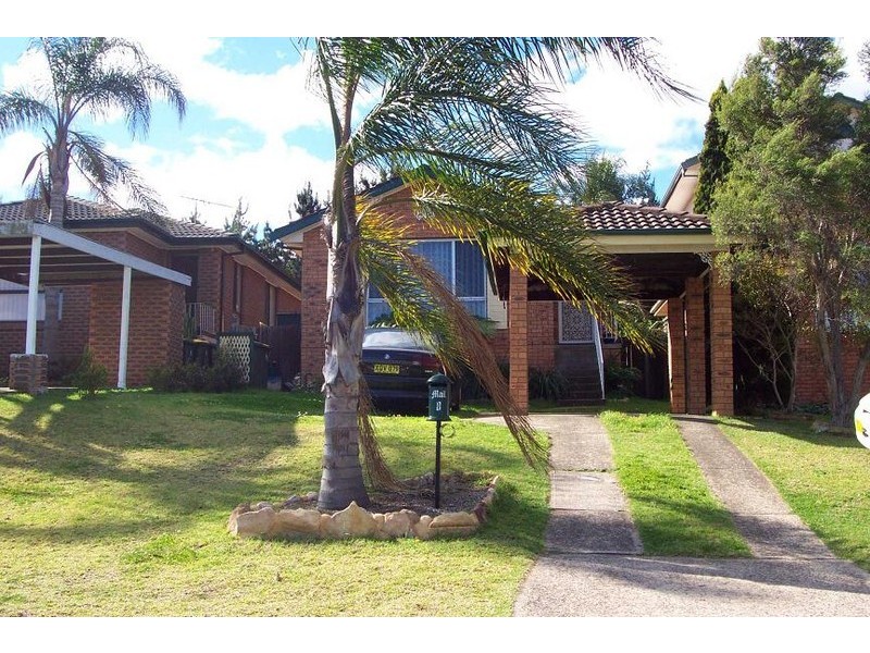 8 Cullen Place, Minto NSW 2566