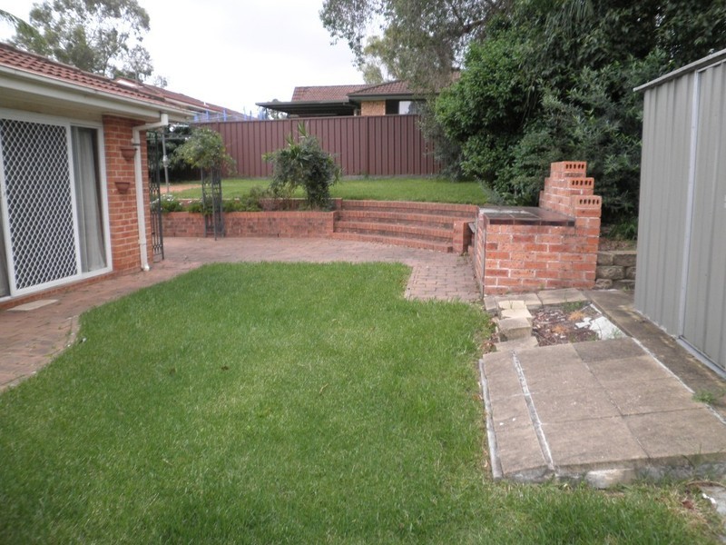 7 Stingray Close, Raby NSW 2566