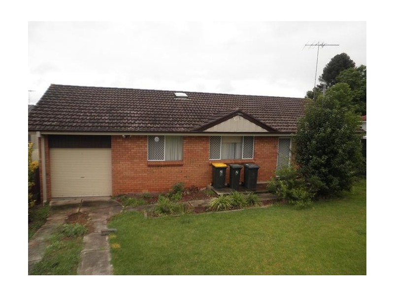 21 Grandview Drive, Campbelltown NSW 2560