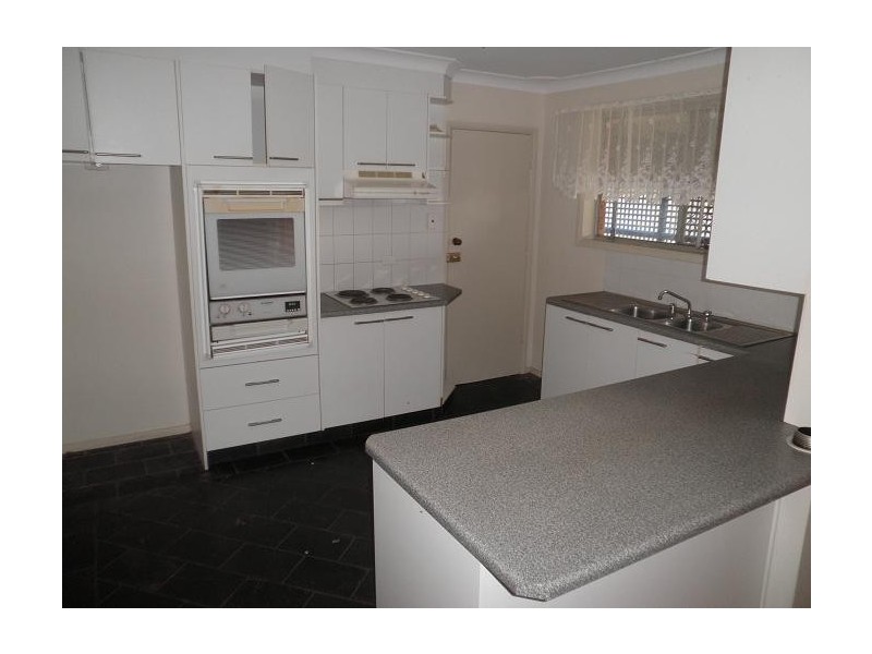 21 Grandview Drive, Campbelltown NSW 2560