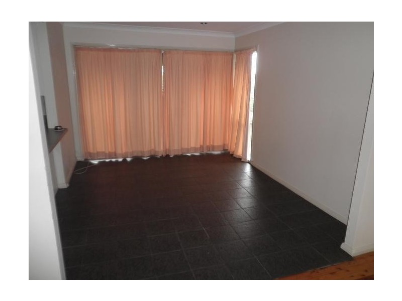 21 Grandview Drive, Campbelltown NSW 2560