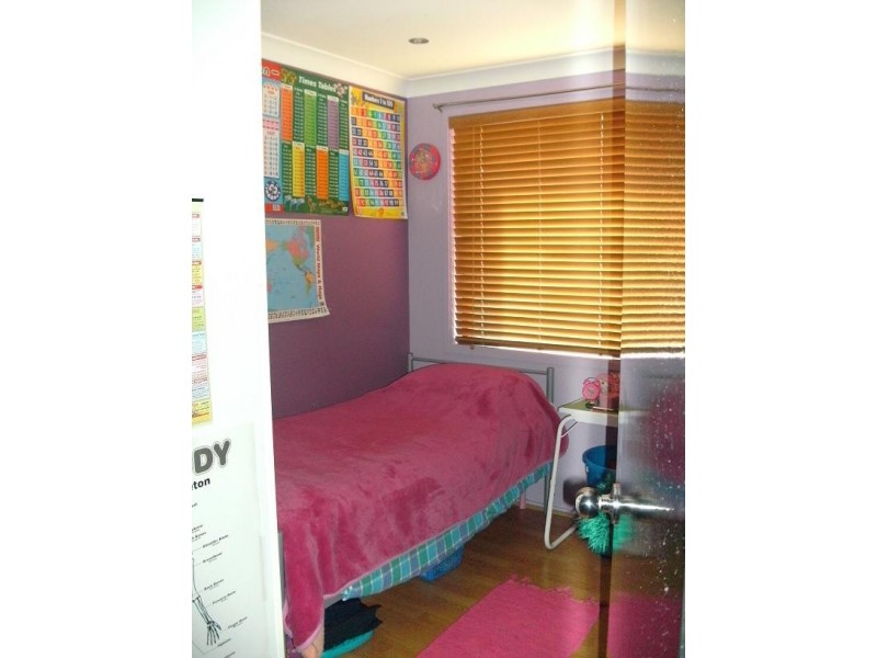 18B Bird Place, St Helens Park NSW 2560