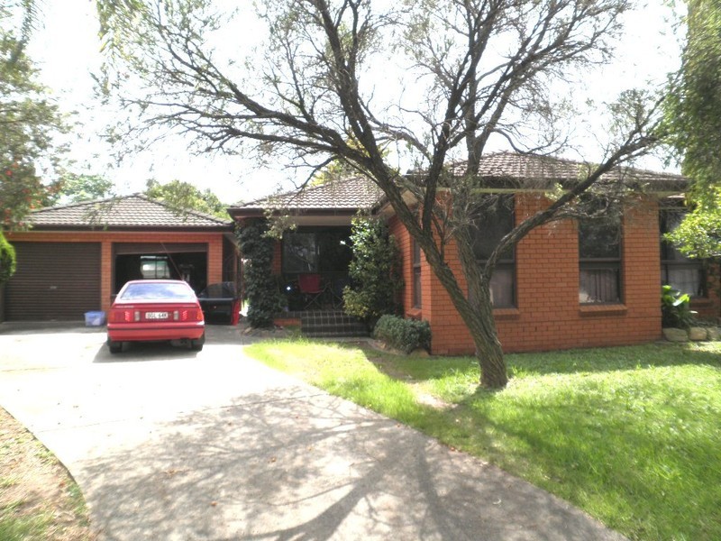 149 Harrow Road, Glenfield NSW 2167