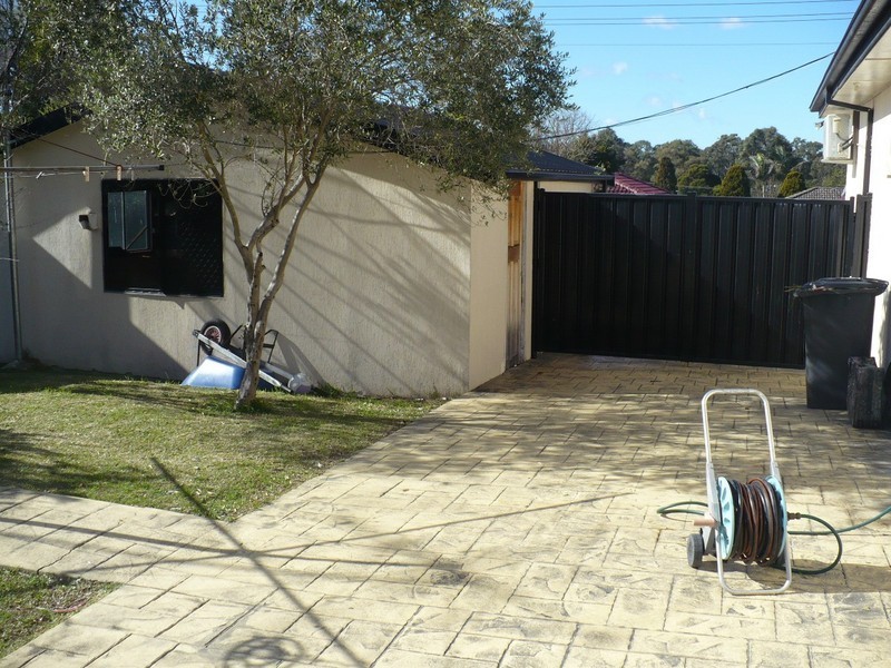 Macquarie Fields NSW 2564