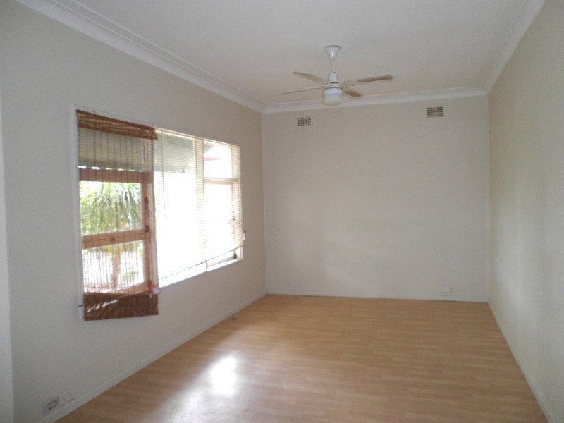 146 Ingleburn Road, Ingleburn NSW 2565