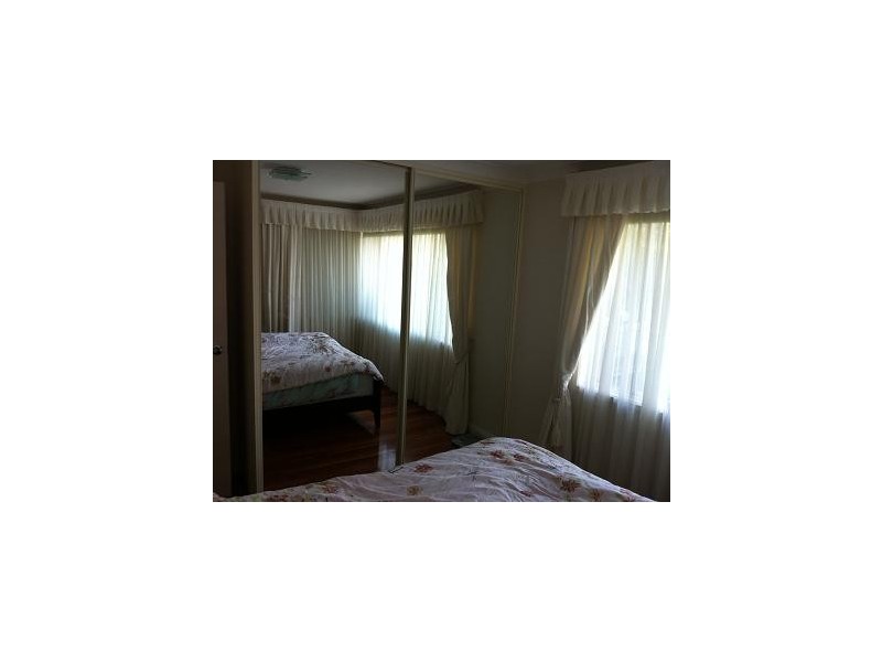 26 Gentian Avenue, Macquarie Fields NSW 2564