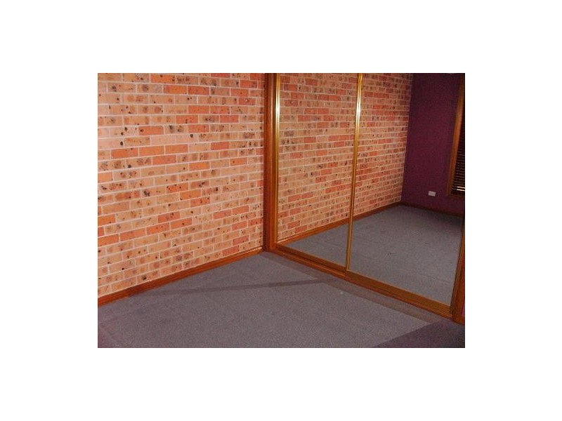 16/5 Jacquinot Place, Glenfield NSW 2167