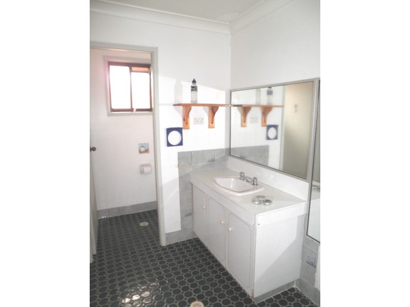 7 Randall Avenue, Minto NSW 2566