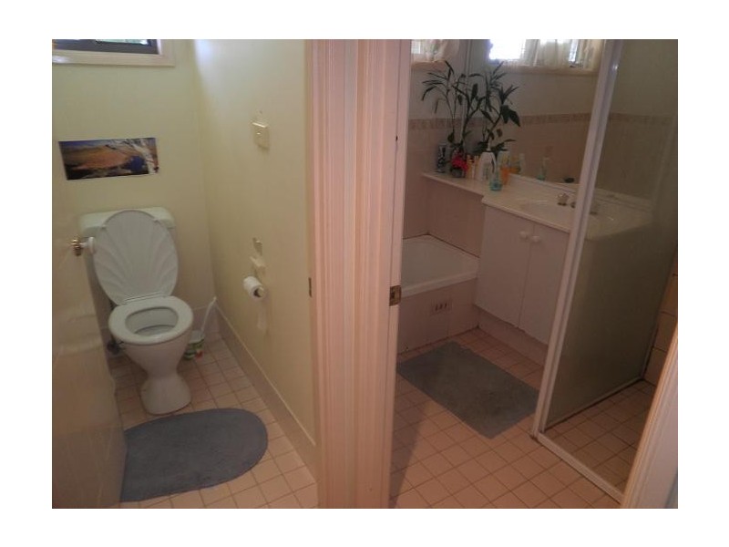 13 Gardenia Place, Macquarie Fields NSW 2564