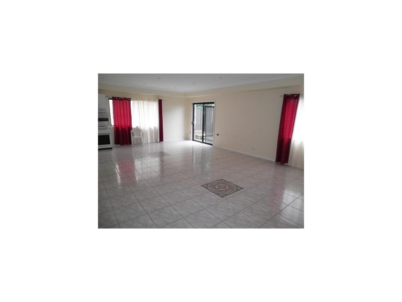 12 Pecan Place, Casula NSW 2170