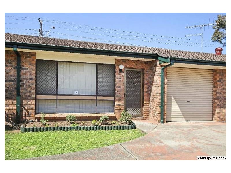 2/50 Trafalger Street, Glenfield NSW 2167